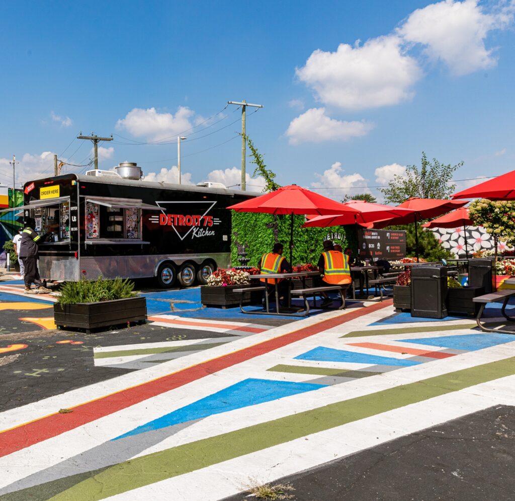 Detroit 75 Kitchen's patio space