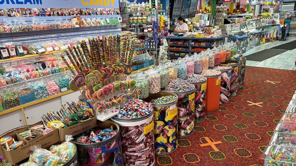 rogers bulk candy and soda fountain in eastpointe