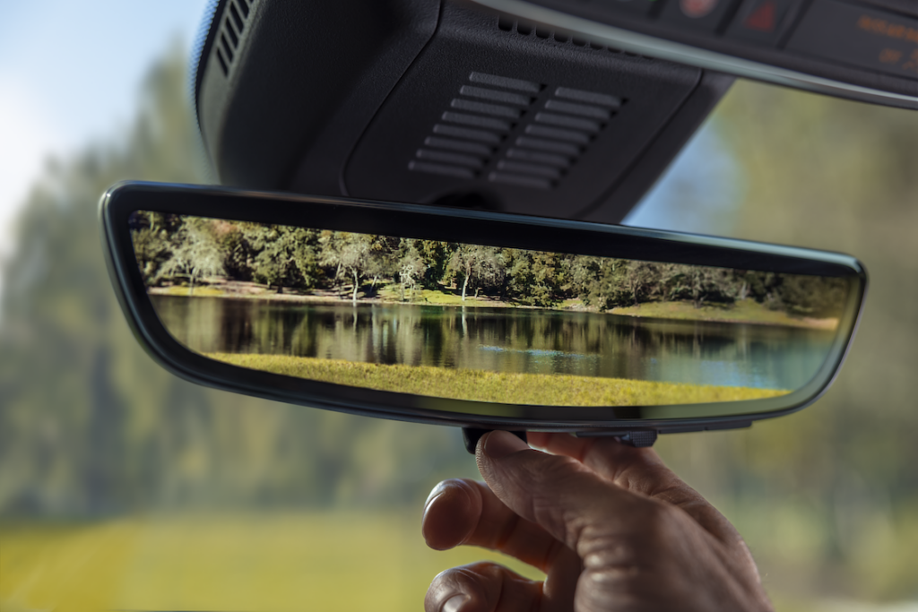 equinox camera mirror