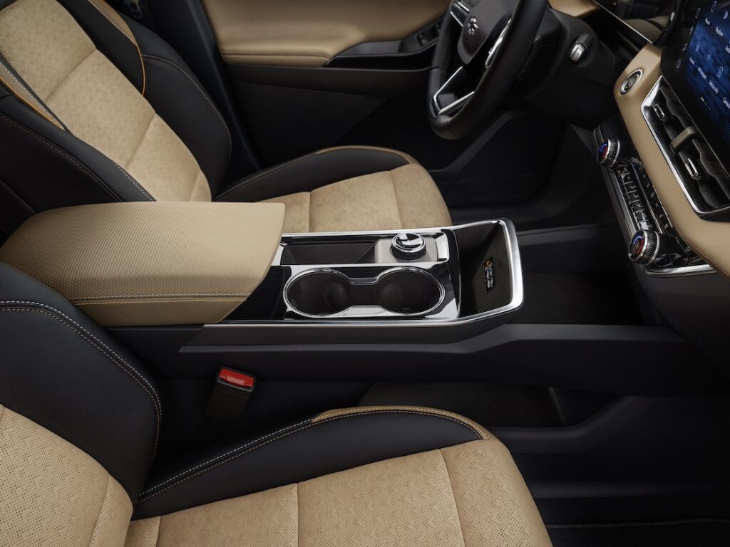 Equinox center console