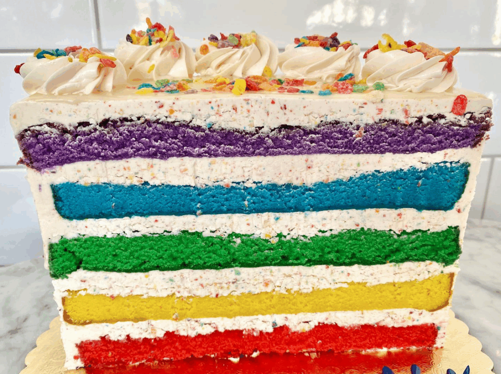 Fruity Pebbles Cake from FTLOS