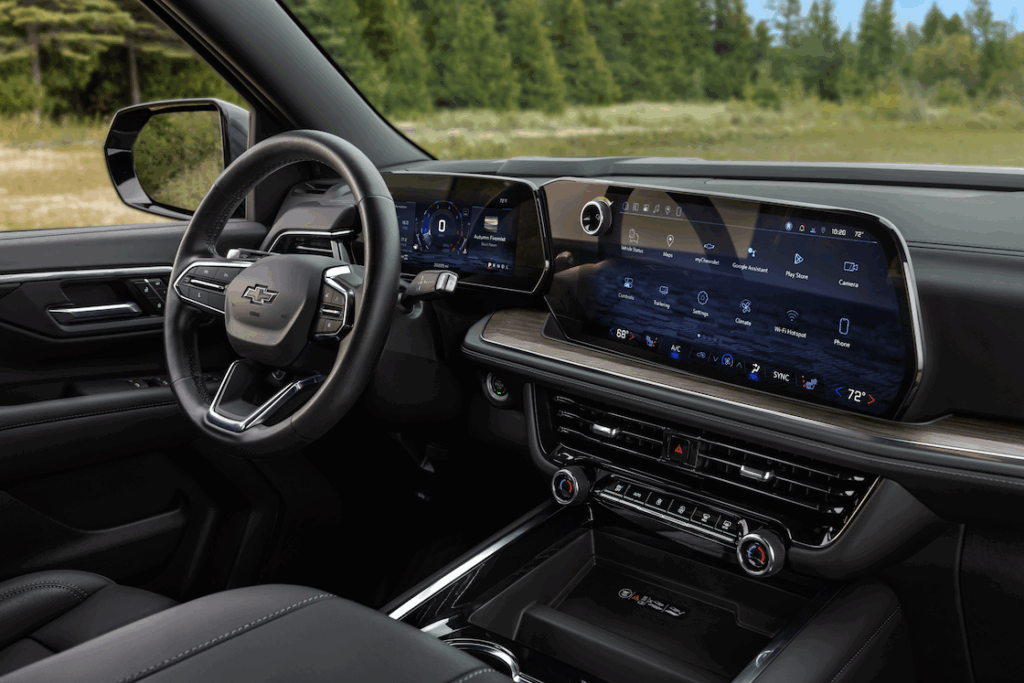 LT Tahoe trim with leather-appointed seats, dash display, wireless charging