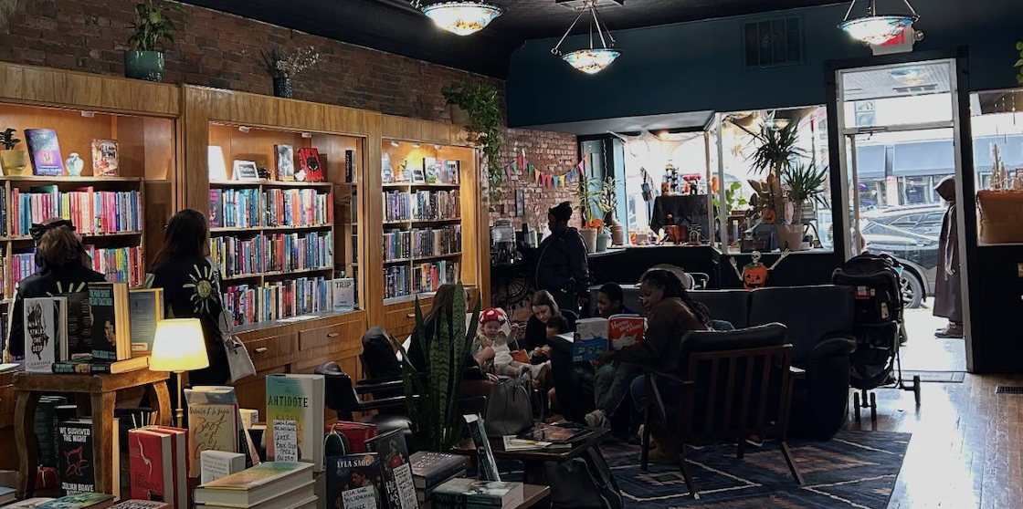 Ypsilanti Book Store - Book Love Bar