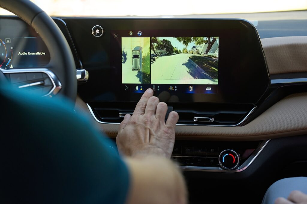 Chevy Equinox HD Surround Vision views