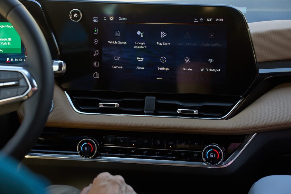 Chevy Equinox digital diagonal display showing menu selection items